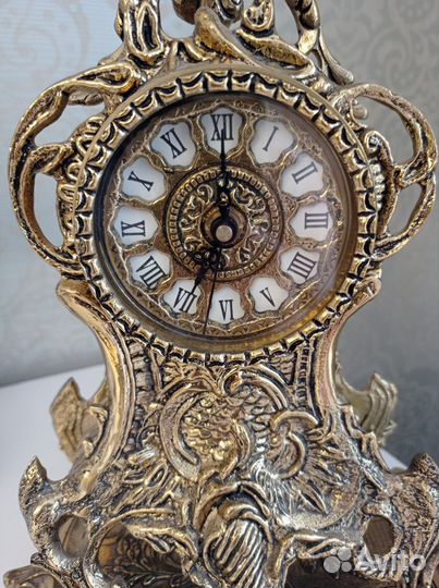 Бронзовые каминные часы