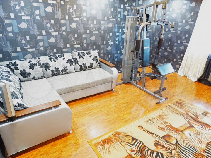 2-к. квартира, 80 м², 3/5 эт.