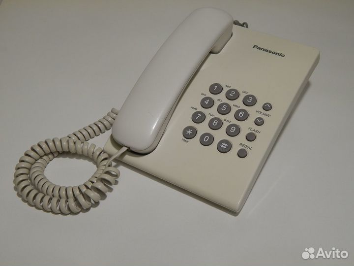 Городской телефон Panasonic KX-ts2350ruw