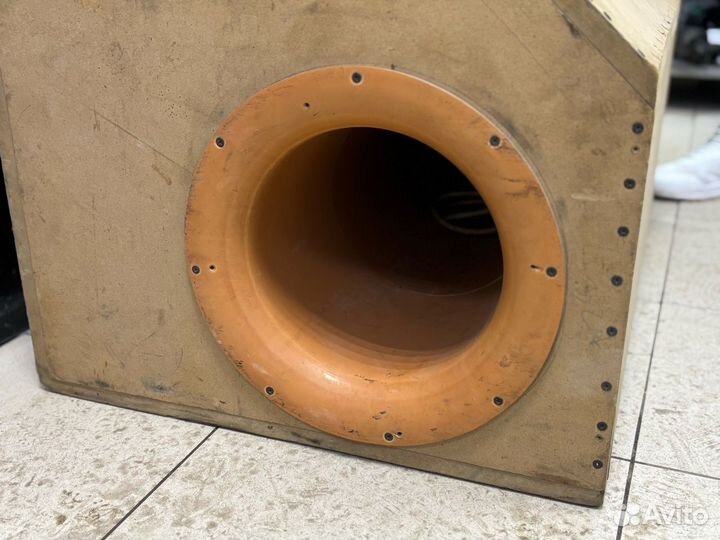 Сабвуфер автомобильный alphard Machete M15D4 15'