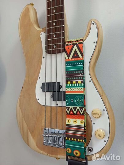 Аксессуары для гитары, чехлы, ремни, кабеля Jack