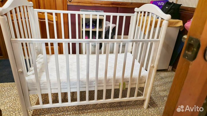 Кроватка с маятником 120/60