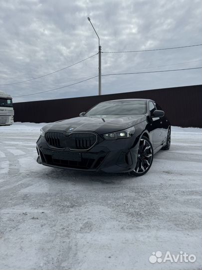 BMW 5 серия 2.0 AT, 2023, 10 500 км