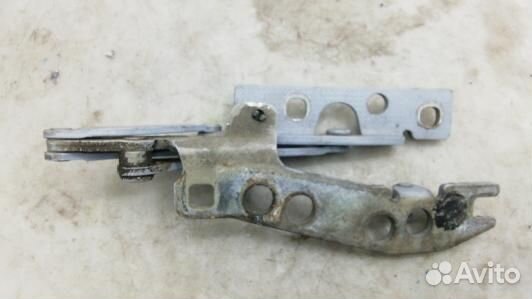 Петля капота BMW 5 E39 (91G37D502)