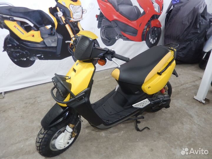 Скутер Yamaha BWS 100 желто-черный без РФ