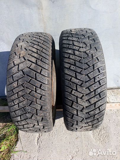 Goodyear UltraGrip 400 205/65 R15 94Q