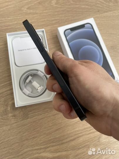 iPhone 12, 256 ГБ