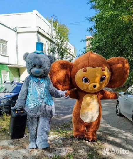 Мишка Тедди и Супер Зайчик, Чебурашка на праздник