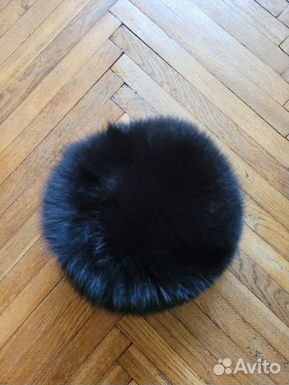 Женские меховые шапки