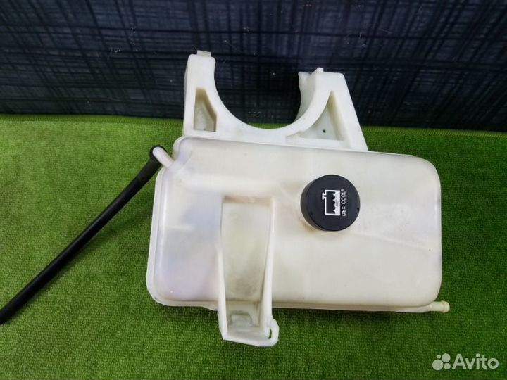 Бачок расширительный Chevrolet Trailblazer GMT360