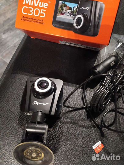 Видеорегистратор Mio Mivue C305 + Память 32gb