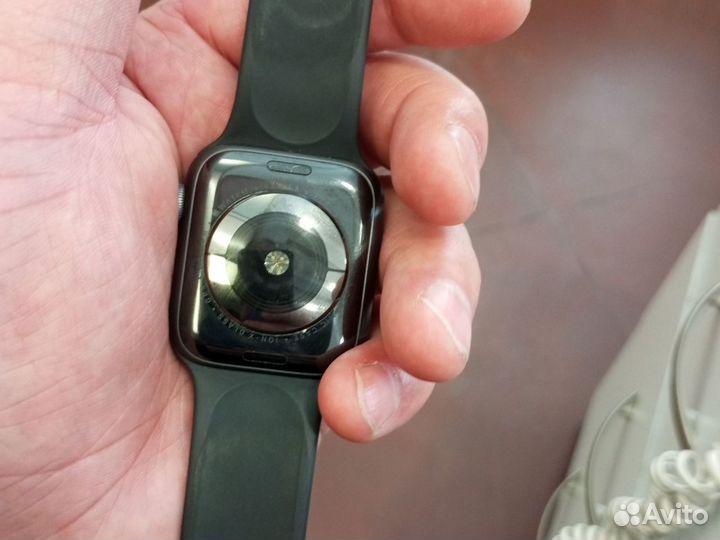 Часы apple watch 4 серия se 44 mm бу