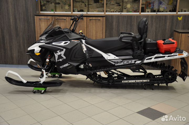 BRP lynx xterrain RE 3700 850 E-TEC 64 MM AR ES