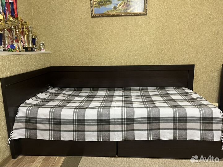 Кровать подростковая