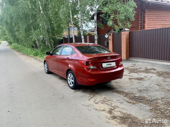 Hyundai Solaris 1.6 AT, 2011, 189 000 км