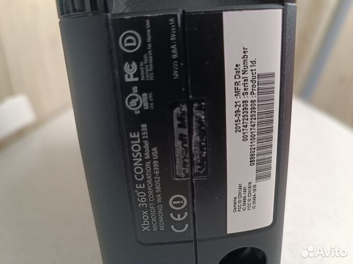 Xbox 360e на запчасти