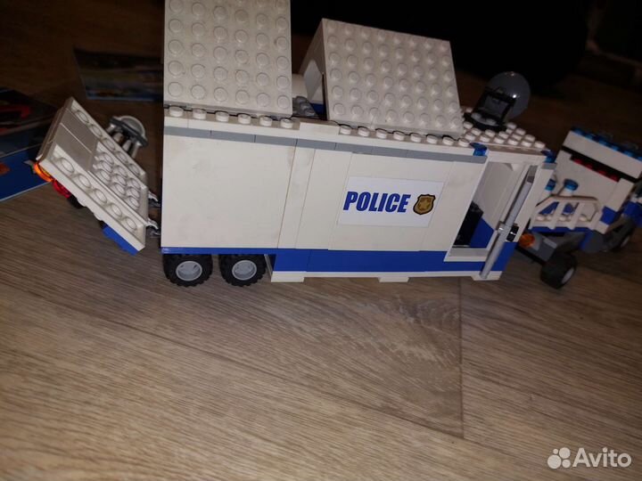 Lego City полицейская машина. 60139