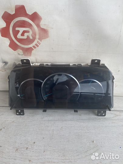 Toyota Camry V50 Панель приборов