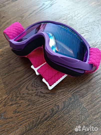 Очки горнолыжные Atomic + липучки для лыж marker