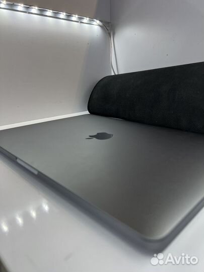 Macbook Pro 13 m1 512gb