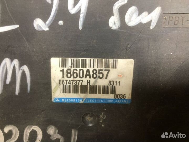 Блок управления двигателем Mitsubishi Outlander XL