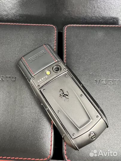 Vertu Ti Ferrari, 64 ГБ