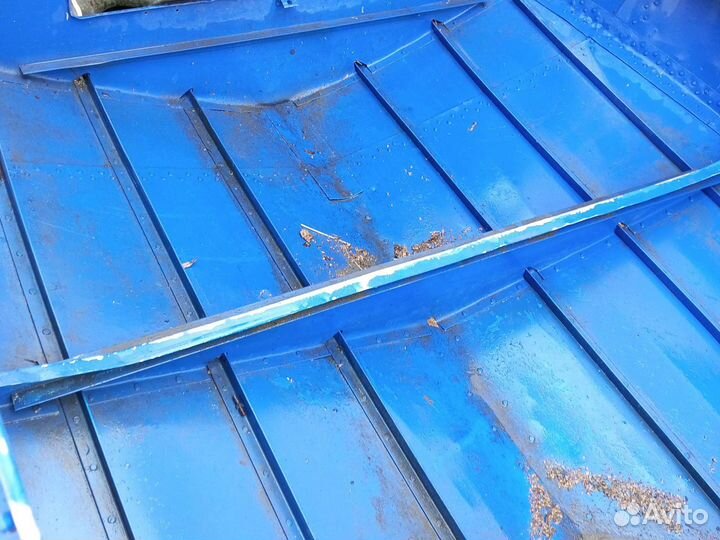 Лодка моторная