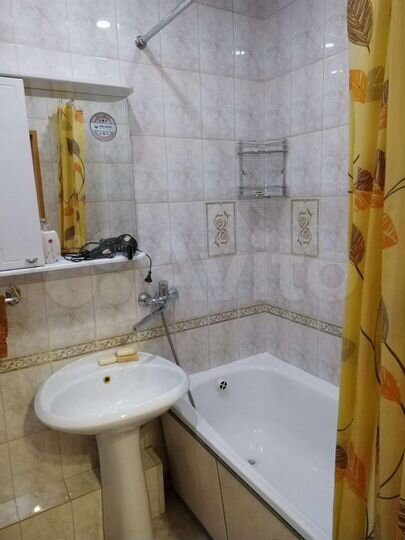 1-к. квартира, 42 м², 3/9 эт.