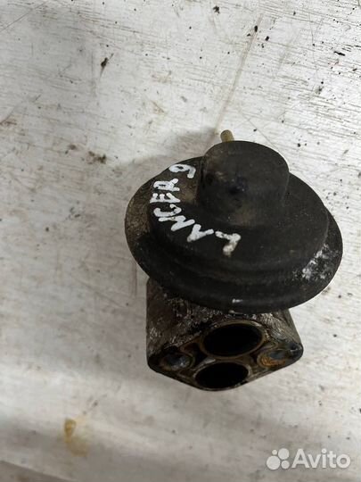 Клапан egr рециркуляции Mitsubishi lancer 9 ix