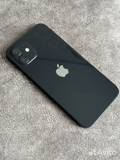 iPhone 12, 64 ГБ