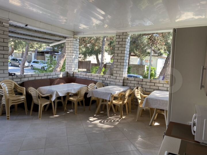 Комната 12 м² в 4-к., 2/2 эт.