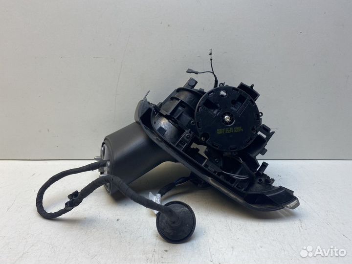 Зеркало правое Volvo XC60 2