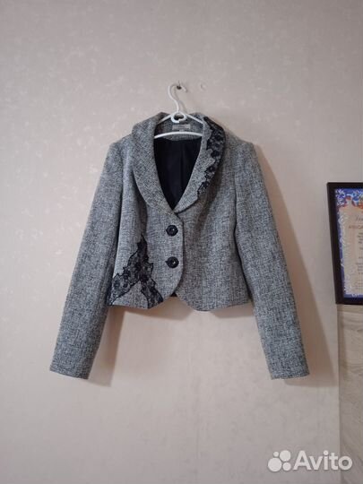 Платье с пиджаком