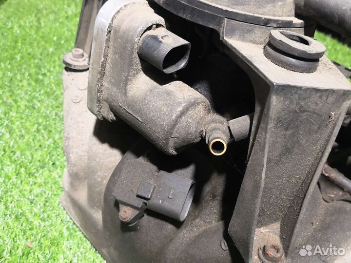 Впускной коллектор в сборе Skoda Fabia 1