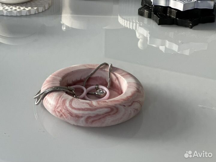 Шкатулки, подсвечники, статуэтки. Ручная работа