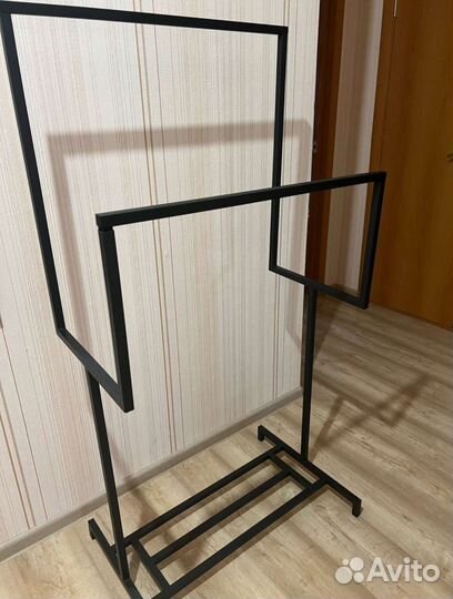 Вешалка напольная