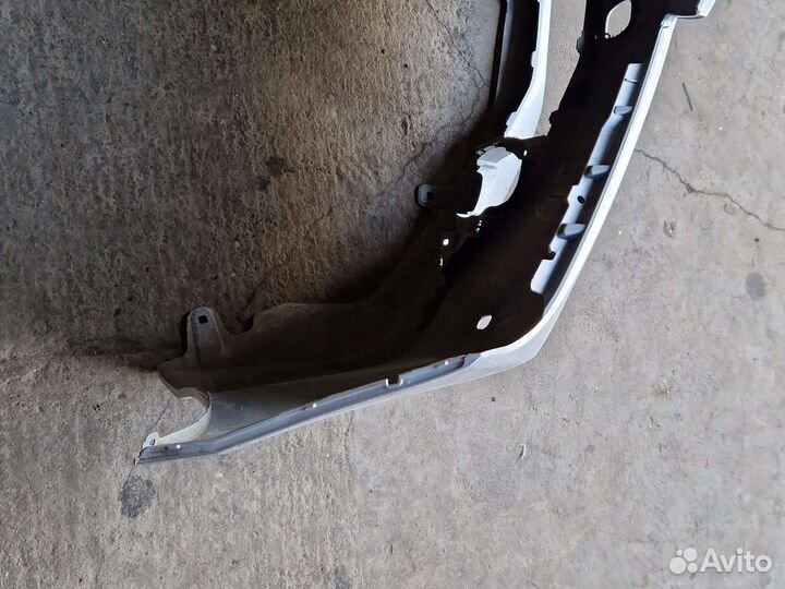 Передний бампер toyota camry 50