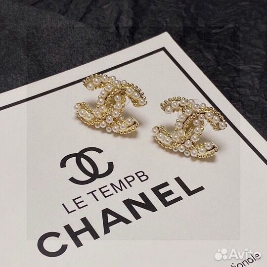 Серьги Chanel