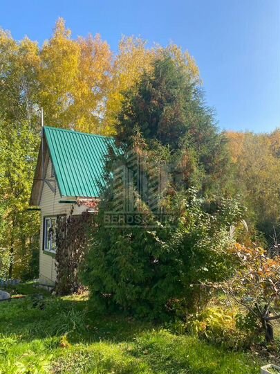 Дача 24 м² на участке 6 сот.