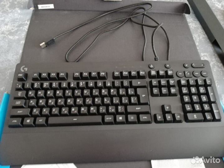 Игровая клавиатура с подсветкой