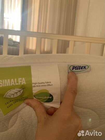 Детская кроватка с продольным маятником