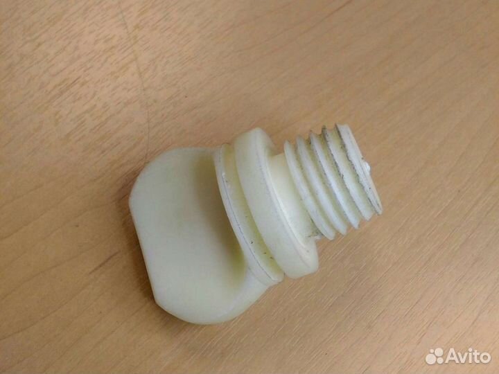 Сливная пробка на Крым, Крым-М