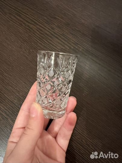 Хрустальные рюмки