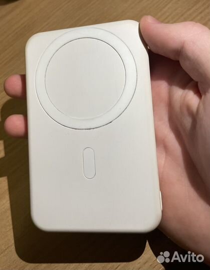 Магнитный беспроводной аккумулятор 10000 mAh бу