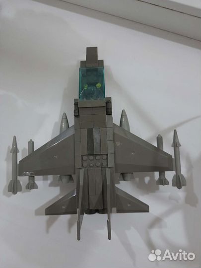 Lego самолет