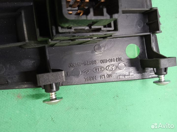 Hyundai Elantra 4 Кнопка стеклоподъемника передня