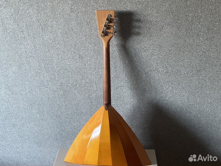 Электро балалайка прима