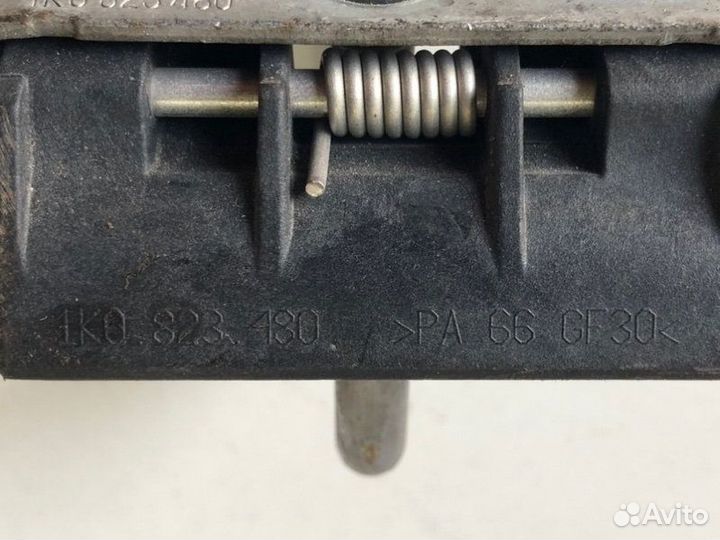 Крючок капота Volkswagen Tiguan 1 5N сaw 2008