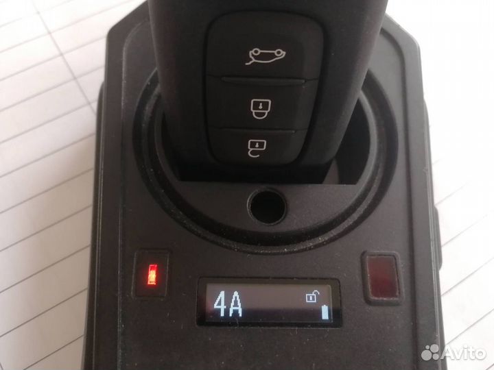 Новый оригинальный ключ Renault Рено 4A