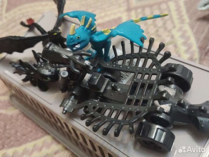 Как приручить дракона макдональдс фигурки